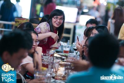 คืนวันศุกร์ ที่ร้าน แฮปปี้ ฟิช, เอเชีย ทีค เดอะ ริเวอร์ฟร้อนท์ — photo 58