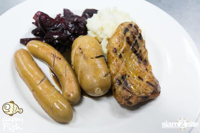 คืนวันศุกร์ ที่ร้าน แฮปปี้ ฟิช, เอเชีย ทีค เดอะ ริเวอร์ฟร้อนท์ — photo 115