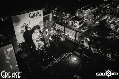 Friday Night at Grease Bangkok, Sukhumvit Soi 49 — photo 3