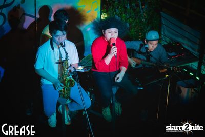 Friday Night at Grease Bangkok, Sukhumvit Soi 49 — photo 5