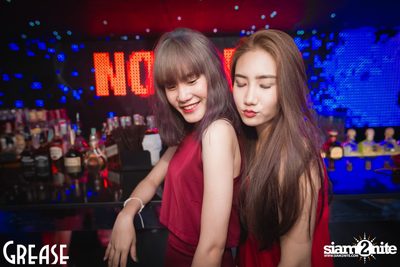 Friday Night at Grease Bangkok, Sukhumvit Soi 49 — photo 27