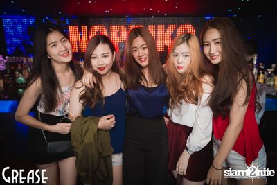 Friday Night at Grease Bangkok, Sukhumvit Soi 49 — photo 30