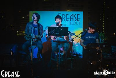 Friday Night at Grease Bangkok, Sukhumvit Soi 49 — photo 38