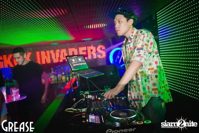 Friday Night at Grease Bangkok, Sukhumvit Soi 49 — photo 78