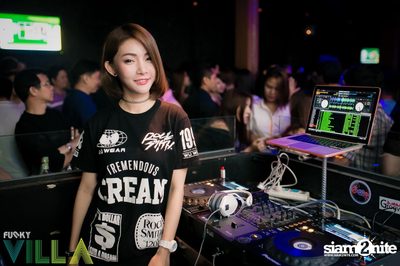 Friday Night at Funky Villa, Thonglor Arena 10 — photo 83