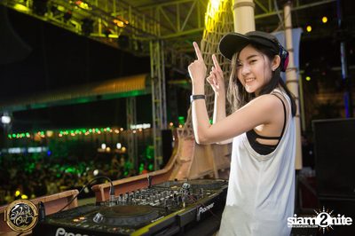บังกะโล รังสิต นำเสนอ โคตรแฉะ ปาร์ตี้ ครั้งที่ 3 — photo 202
