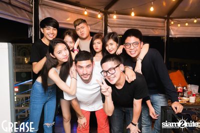 Saturday Night at GREASE Bangkok, Sukhumvit 49 — photo 2