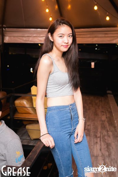 Saturday Night at GREASE Bangkok, Sukhumvit 49 — photo 3