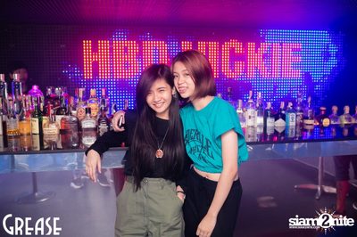 Saturday Night at GREASE Bangkok, Sukhumvit 49 — photo 107
