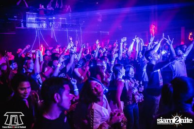 TLT นำเสนอ Adam Ellis Live ที่ ไลฟ์ อาร์ซีเอ กรุงเทพฯ — photo 29