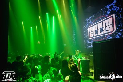 TLT นำเสนอ Adam Ellis Live ที่ ไลฟ์ อาร์ซีเอ กรุงเทพฯ — photo 39