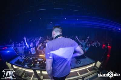 TLT นำเสนอ Adam Ellis Live ที่ ไลฟ์ อาร์ซีเอ กรุงเทพฯ — photo 52