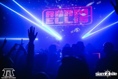 TLT นำเสนอ Adam Ellis Live ที่ ไลฟ์ อาร์ซีเอ กรุงเทพฯ — photo 60