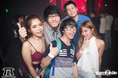 TLT นำเสนอ Adam Ellis Live ที่ ไลฟ์ อาร์ซีเอ กรุงเทพฯ — photo 76