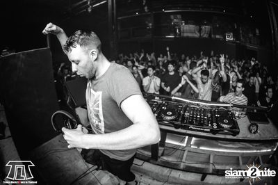 TLT นำเสนอ Adam Ellis Live ที่ ไลฟ์ อาร์ซีเอ กรุงเทพฯ — photo 84