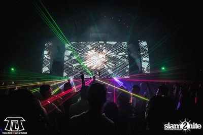 TLT นำเสนอ Adam Ellis Live ที่ ไลฟ์ อาร์ซีเอ กรุงเทพฯ — photo 85