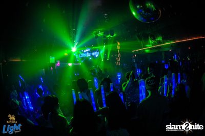 Singha Light นำเสนอ Lights Out Party ที่ นัวร์ พัทยา — photo 13