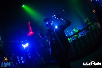 Singha Light นำเสนอ Lights Out Party ที่ นัวร์ พัทยา — photo 30