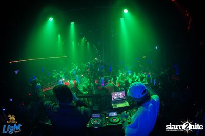 Singha Light นำเสนอ Lights Out Party ที่ นัวร์ พัทยา — photo 42