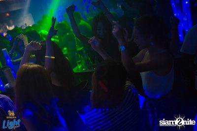 Singha Light นำเสนอ Lights Out Party ที่ นัวร์ พัทยา — photo 60