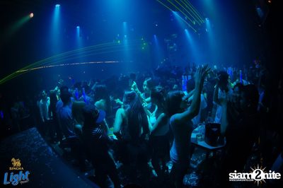 Singha Light นำเสนอ Lights Out Party ที่ นัวร์ พัทยา — photo 61