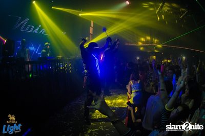 Singha Light นำเสนอ Lights Out Party ที่ นัวร์ พัทยา — photo 77
