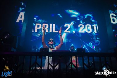 Singha Light นำเสนอ Lights Out Party ที่ นัวร์ พัทยา — photo 86