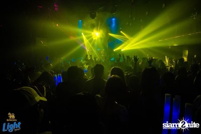 Singha Light นำเสนอ Lights Out Party ที่ นัวร์ พัทยา — photo 114