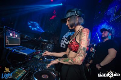 Singha Light นำเสนอ Lights Out Party ที่ นัวร์ พัทยา — photo 142