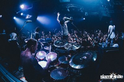 Asking Alexandria Live in Bangkok 2016 ที่ สตูดิโอ ไลฟ์ ฮอลล์ — photo 17
