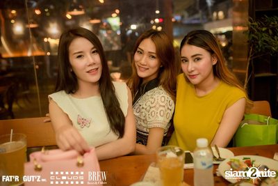Seenspace Invasion ที่ร้าน Clouds, Fat'R Gut'z และ BREW Beers & Ciders — photo 2