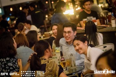Seenspace Invasion ที่ร้าน Clouds, Fat'R Gut'z และ BREW Beers & Ciders — photo 9