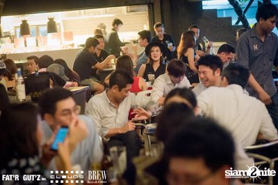 Seenspace Invasion ที่ร้าน Clouds, Fat'R Gut'z และ BREW Beers & Ciders — photo 10