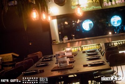 Seenspace Invasion ที่ร้าน Clouds, Fat'R Gut'z และ BREW Beers & Ciders — photo 11