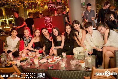 Seenspace Invasion ที่ร้าน Clouds, Fat'R Gut'z และ BREW Beers & Ciders — photo 27