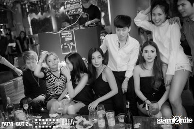 Seenspace Invasion ที่ร้าน Clouds, Fat'R Gut'z และ BREW Beers & Ciders — photo 61