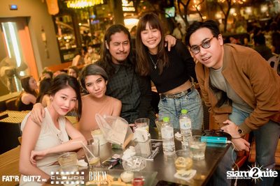 Seenspace Invasion ที่ร้าน Clouds, Fat'R Gut'z และ BREW Beers & Ciders — photo 66