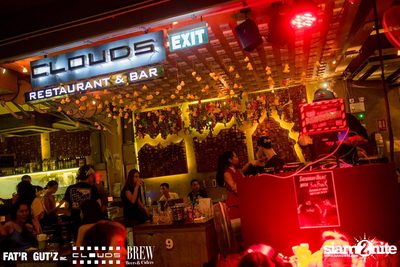 Seenspace Invasion ที่ร้าน Clouds, Fat'R Gut'z และ BREW Beers & Ciders — photo 74
