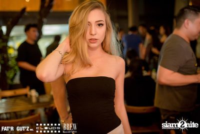 Seenspace Invasion ที่ร้าน Clouds, Fat'R Gut'z และ BREW Beers & Ciders — photo 82