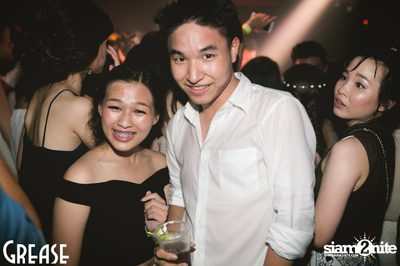 Friday Night at Grease Bangkok, Sukhumvit Soi 49 — photo 1