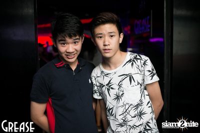 Friday Night at Grease Bangkok, Sukhumvit Soi 49 — photo 3