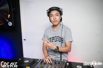 Friday Night at Grease Bangkok, Sukhumvit Soi 49 — photo 27