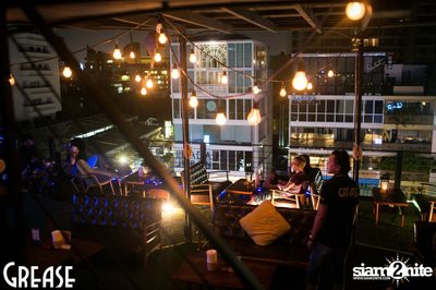 Friday Night at Grease Bangkok, Sukhumvit Soi 49 — photo 29