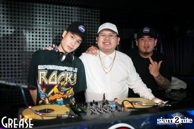 Friday Night at Grease Bangkok, Sukhumvit Soi 49 — photo 30