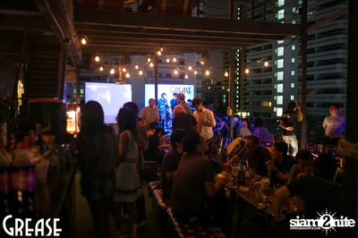 Friday Night at Grease Bangkok, Sukhumvit Soi 49 — photo 44