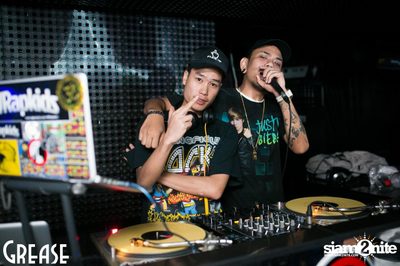 Friday Night at Grease Bangkok, Sukhumvit Soi 49 — photo 53