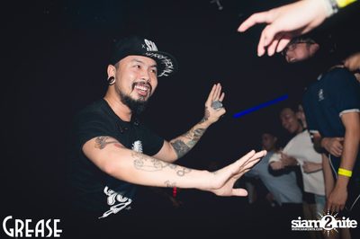 Friday Night at Grease Bangkok, Sukhumvit Soi 49 — photo 87