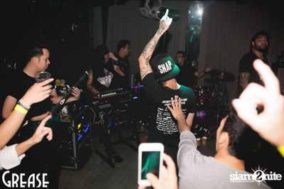 Friday Night at Grease Bangkok, Sukhumvit Soi 49 — photo 95