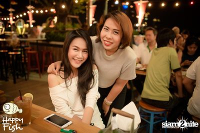 คืนวันศุกร์ ที่ร้าน แฮปปี้ ฟิช, เอเชีย ทีค เดอะ ริเวอร์ฟร้อนท์ — photo 5