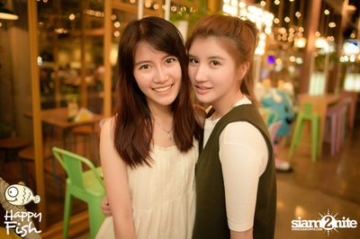 คืนวันศุกร์ ที่ร้าน แฮปปี้ ฟิช, เอเชีย ทีค เดอะ ริเวอร์ฟร้อนท์ — photo 29
